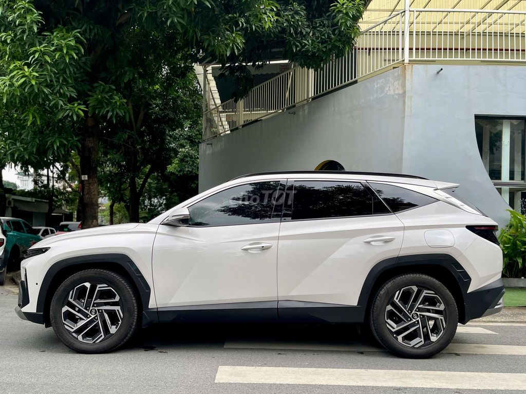 Hyundai Tucson 1.6 Turbo 2025 Белый Кожа Вьетнам