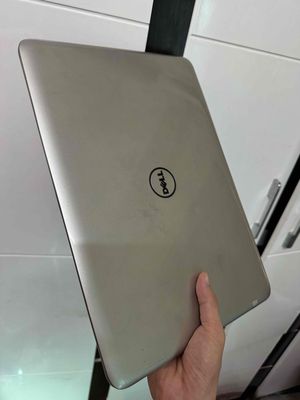 Dell Inspiron 7548 i5-5200U 15.6 inch 8GB/256
