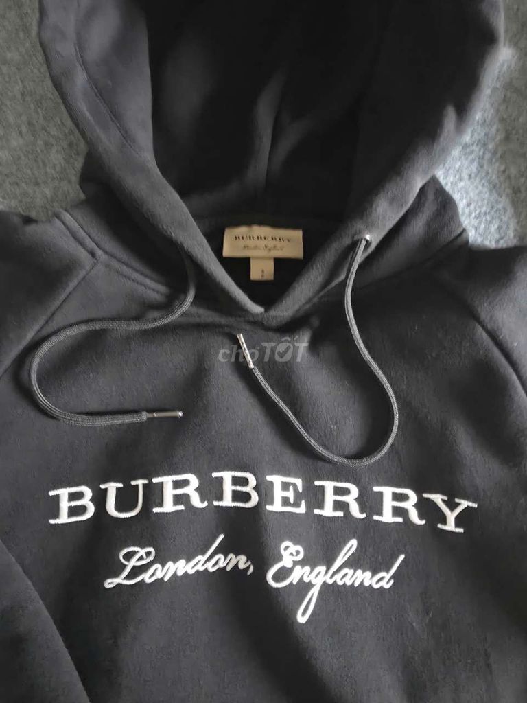 Áo hoodie Burberry Cotton Polyester M. Mua bán Quần áo tại Quận Hoàng Mai Hà Nội được đăng bởi Lãng Du hình 1