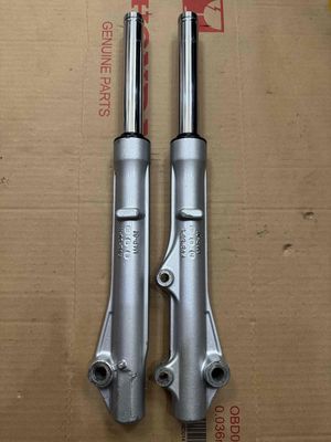 Cặp phuộc trước zin theo xe Click 110cc. Mua bán Phụ tùng xe tại Quận 6 Tp Hồ Chí Minh được đăng bởi Trinh Trinh