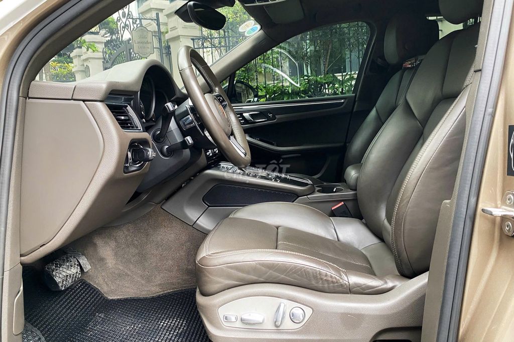 Porsche Macan 2017 2.0 AT option bill hơn 1 tỷ. Mua bán Ô tô tại Quận Gò Vấp Tp Hồ Chí Minh được đăng bởi NGUYỄN MINH VUA XE LƯỚT hình 6