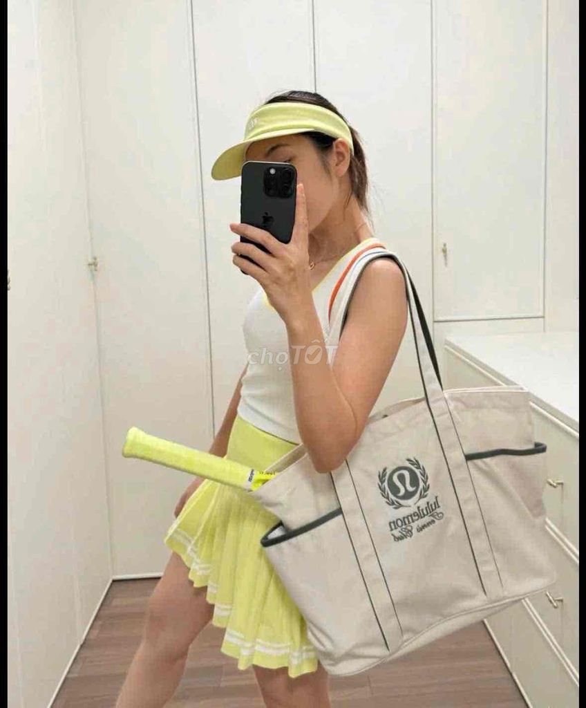 Túi tote Lululemon Daily Multi-Pocket. Mua bán Túi xách tại Quận 1 Tp Hồ Chí Minh được đăng bởi Vân Nguyễn hình 1