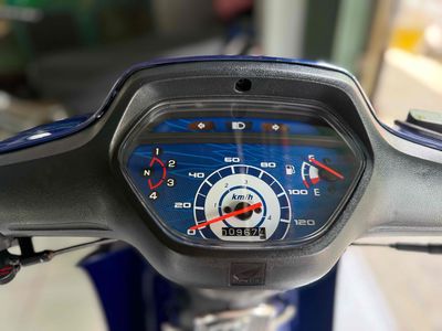 Honda Wave 2024 Xanh Bạc 9674 km