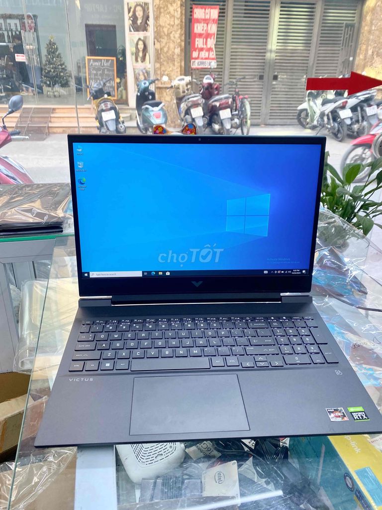 HP VICTUS 16 3050TI giá chục triệu