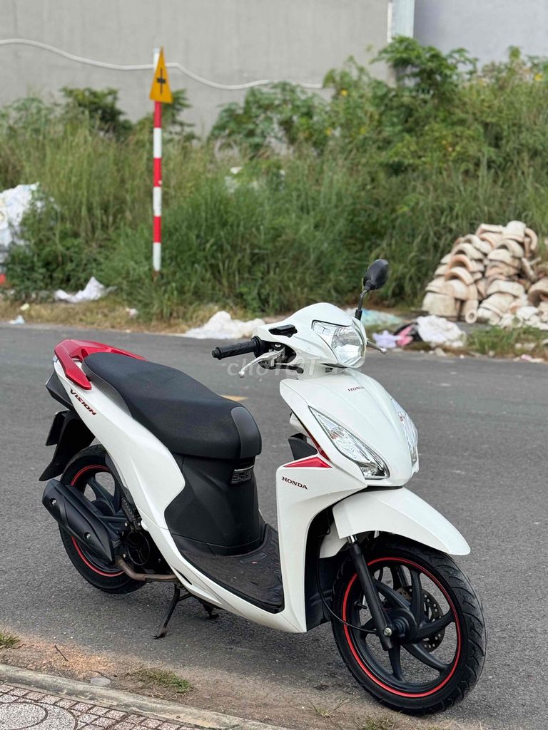 Honda Vision 2019 Trắng. Mua bán Xe máy tại Thành phố Thuận An Bình Dương được đăng bởi Bùi Linh hình 5