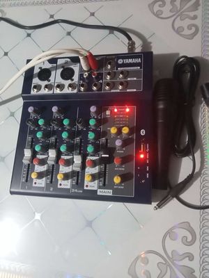 Bán thanh lý một bàn Mixer F4 kèm mic. Mua bán Tivi, Âm thanh tại Huyện Bình Chánh Tp Hồ Chí Minh được đăng bởi Duy 