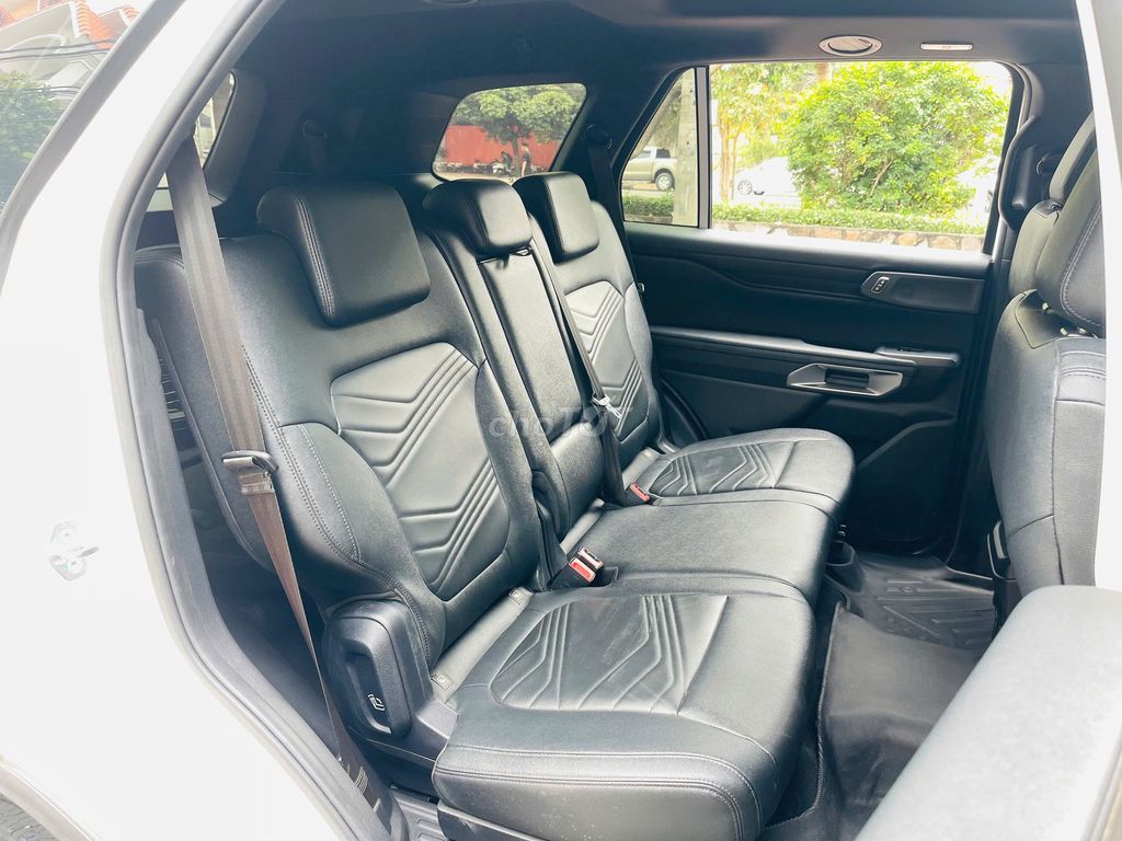 Ford Everest 2023 Titanium 4x2 AT 44800 km. Mua bán Ô tô tại Quận 3 Tp Hồ Chí Minh được đăng bởi Trần Hoàng Long hình 7