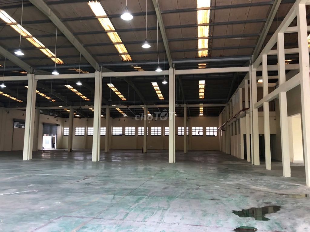 CHO THUÊ KHO 2000M2 KHU KÊNH TÂN HÓA , TÂN PHÚ TRẦN CAO 8M