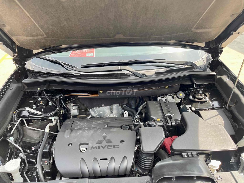 Outlander 2020 2.0 CVT - 22000km chủ đi ít giữ kỹ. Mua bán Ô tô tại Quận 8 Tp Hồ Chí Minh được đăng bởi Trường Nguyễn Chợ Tốt Xe Official Mall hình 19