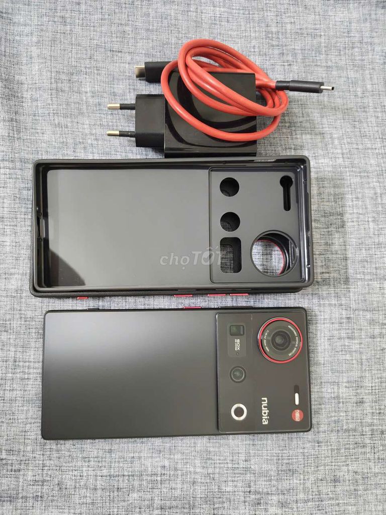 ZTE Nubia Z70 Ultra 12GB/256GB Đen. Mua bán Điện thoại tại Huyện Thuỷ Nguyên Hải Phòng được đăng bởi Phương hình 1
