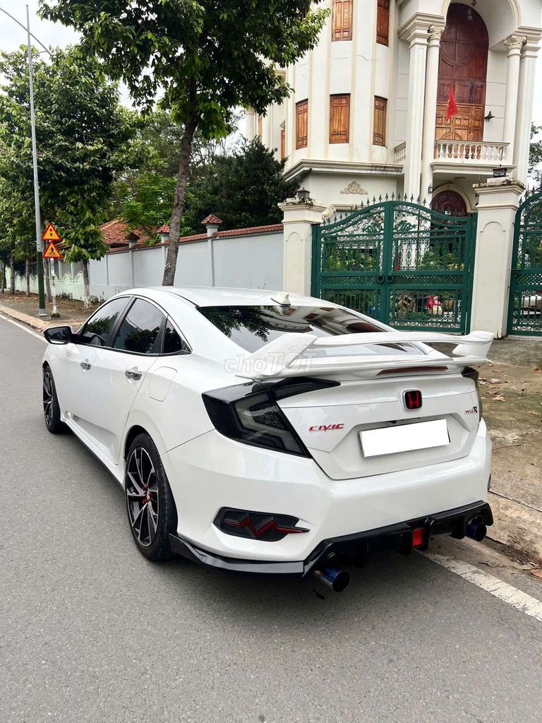 Honda Civic G 1.8 AT 2021 - Siêu đẹp, độc. Mua bán Ô tô tại Thành phố Dĩ An Bình Dương được đăng bởi Lâm Thái hình 4