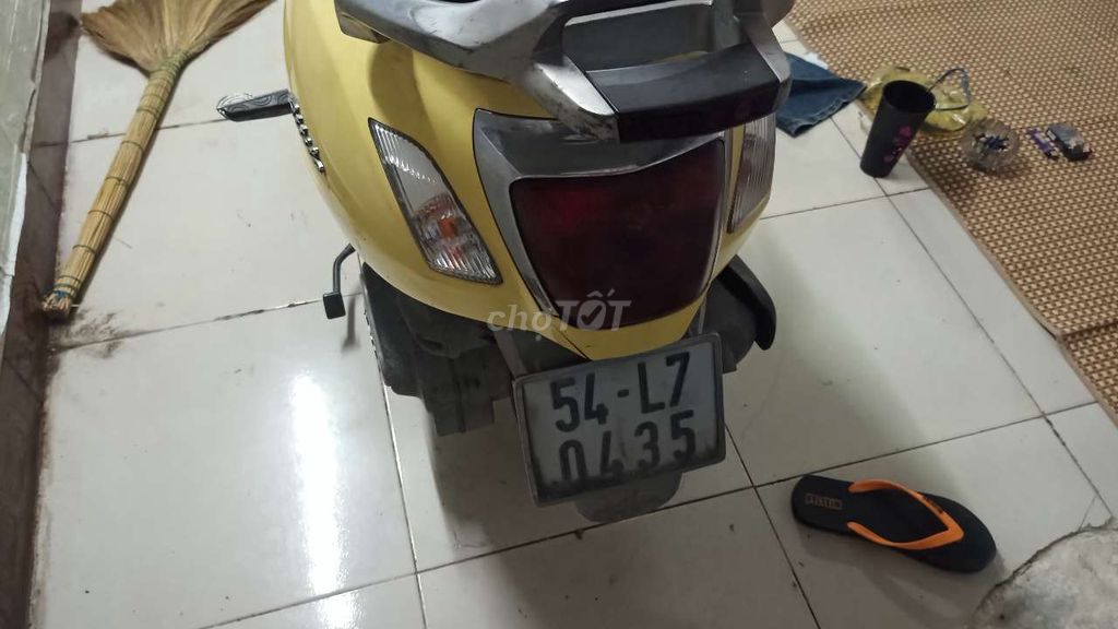 SYM Attila màu Vàng. Mua bán Xe máy tại Huyện Bình Chánh Tp Hồ Chí Minh được đăng bởi nguyễn thị thanh nga hình 3