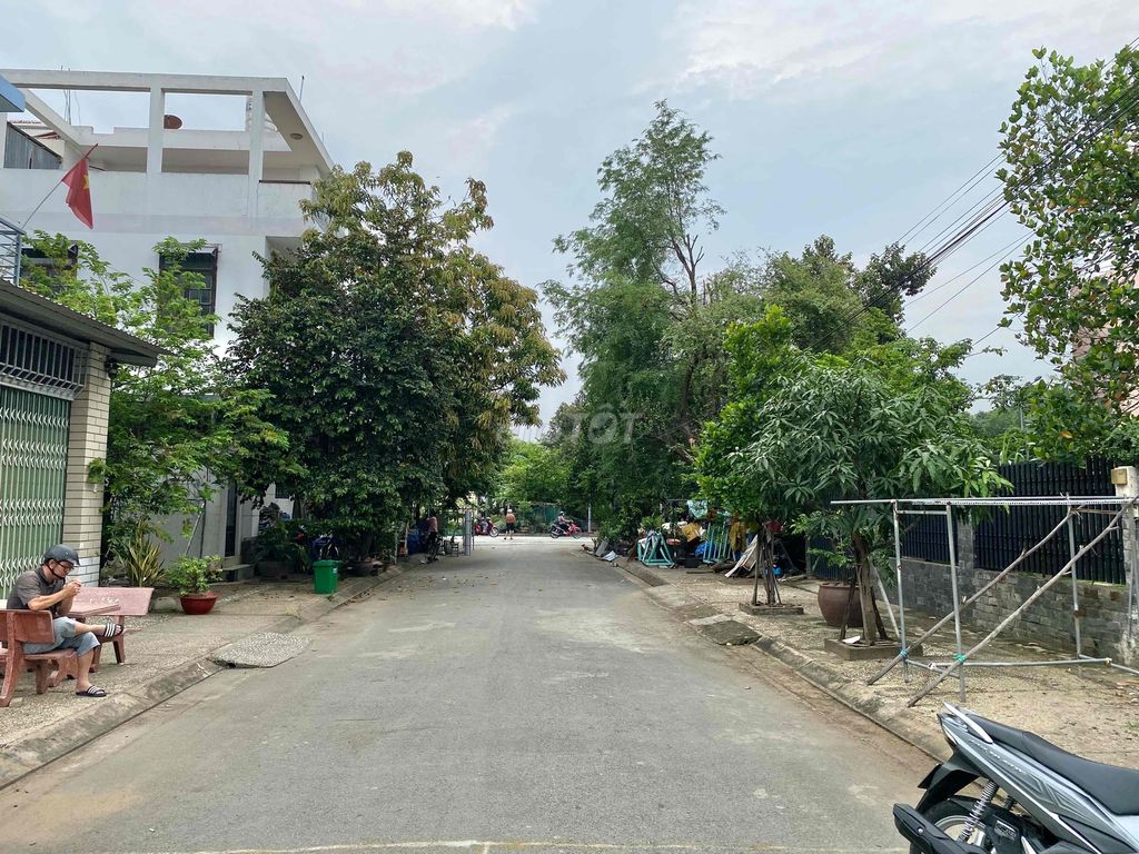 cần bán lô 5x20 full thổ đường 12m ngay vành dai 3. Mua bán Đất tại Thành phố Thủ Đức Tp Hồ Chí Minh được đăng bởi hà an hình 5