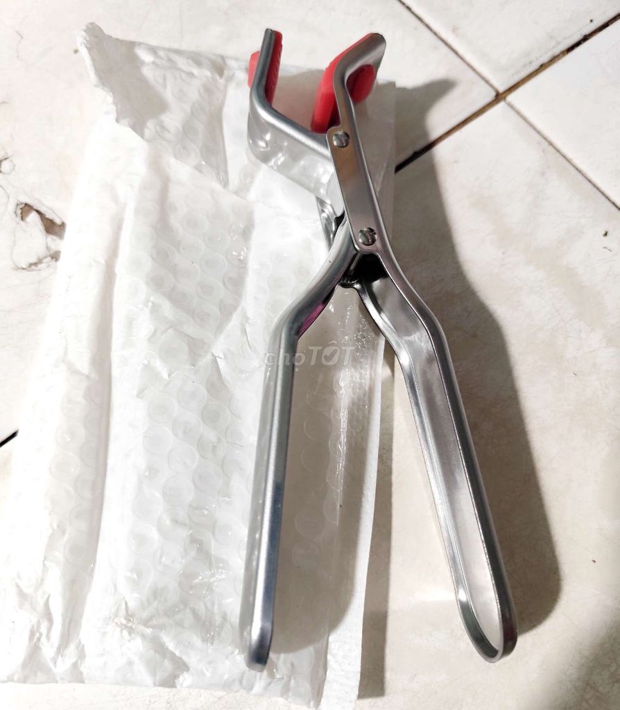 Kẹp gắp đồ nóng Kim loại Bạc. Mua bán Dụng cụ nhà bếp tại Thành phố Thuận An Bình Dương được đăng bởi Trần Tuyết Hạnh hình 1
