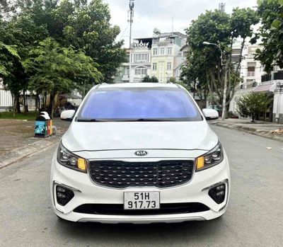 Kia Sedona 2.2 DAT LUXURY 2021 - 85000km. Mua bán Ô tô tại Quận Bình Tân Tp Hồ Chí Minh được đăng bởi Lê Văn