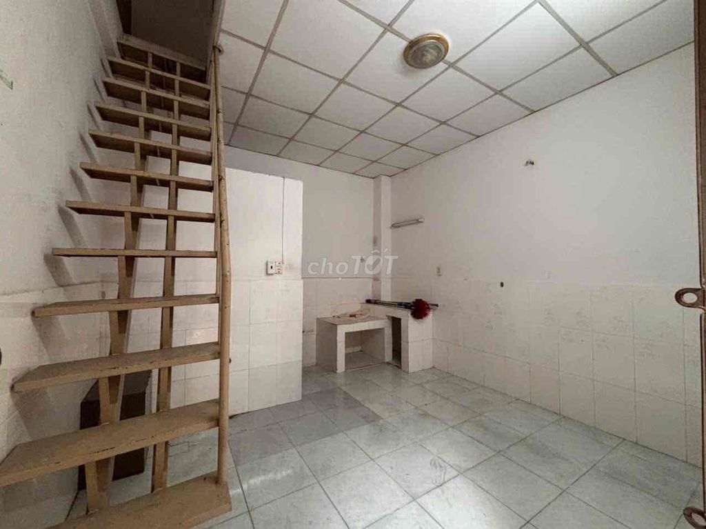 Аренда · 2 комн. · 15 м² · Quận 10, ул. Đường Tô Hiến Thành