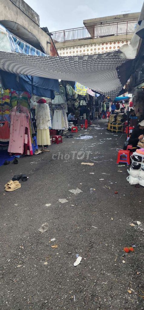 Bán kiot chợ Tân Bình