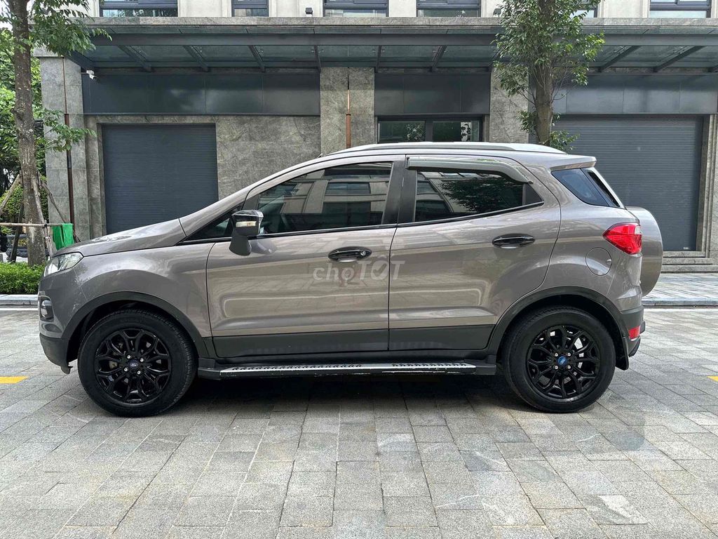Ford EcoSport Titanium 2017 Серый 110 тыс км родной Ханой