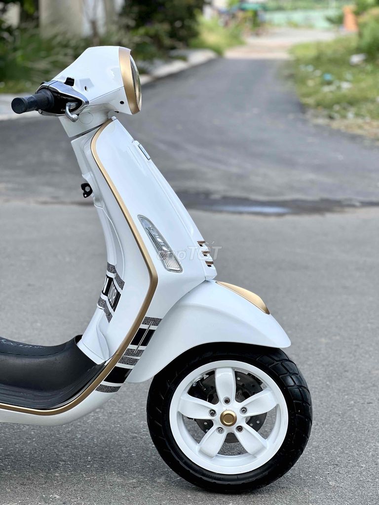 VESPA PRIMAVERA 2014 TRẮNG DIOR BSTP CHÍNH CHỦ. Mua bán Xe máy tại Thành phố Thủ Đức Tp Hồ Chí Minh được đăng bởi Hiếu  hình 6