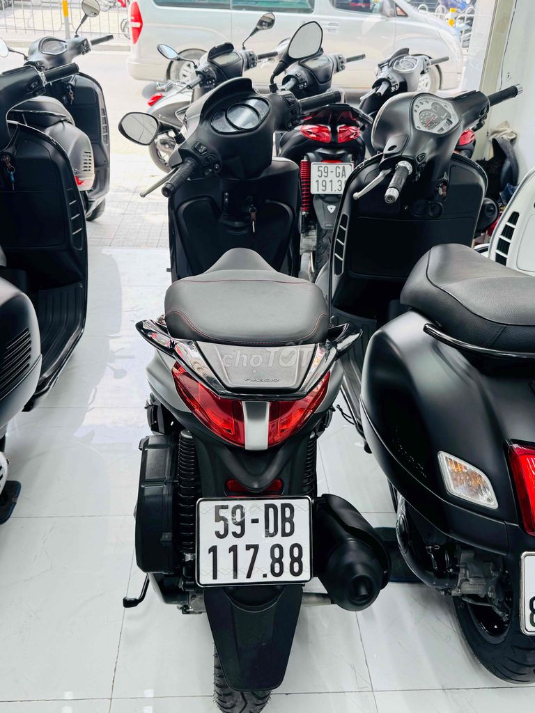 Piaggio Medley S 2019 xe siêu đẹp mới 95%