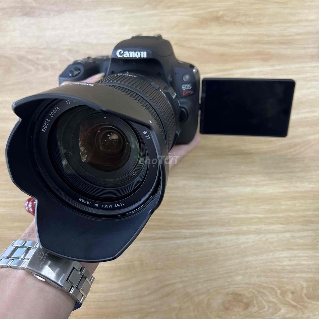 Máy ảnh Canon EOS 200D Đen. Mua bán Máy ảnh, Máy quay tại Huyện Thanh Trì Hà Nội được đăng bởi Nguyễn Đức Tuấn hình 1