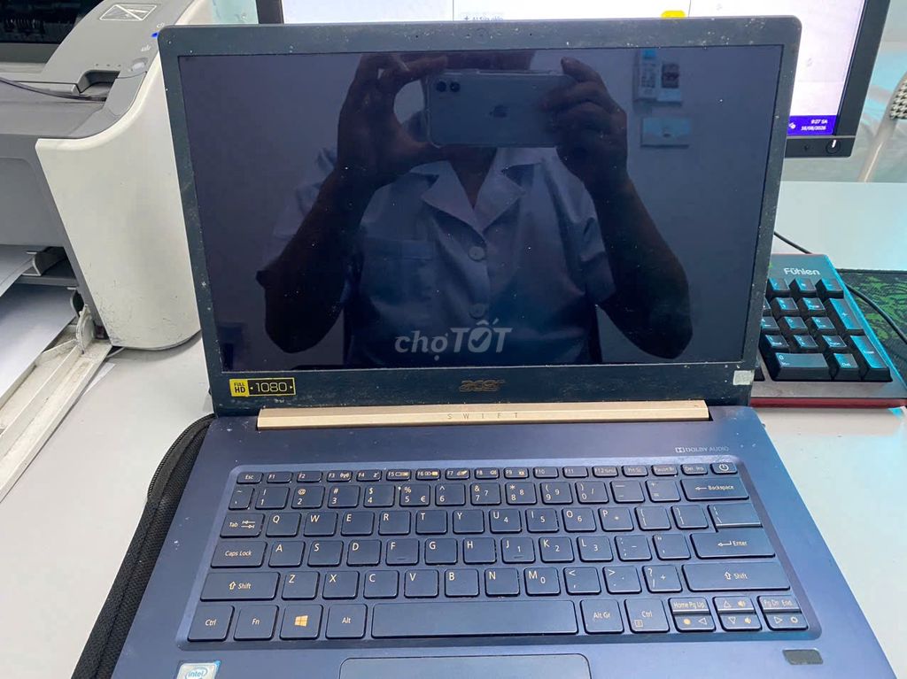 Acer Swift 5 8GB/256GB Đã qua sử dụng. Mua bán Laptop tại Huyện Thanh Trì Hà Nội được đăng bởi Đức Nguyễn hình 1
