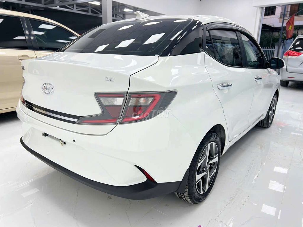 HYUNDAI i10 2021 Sedan 1.2 AT - 42379 km. Mua bán Ô tô tại Thành phố Nha Trang Khánh Hòa được đăng bởi TÂM THIỆN AUTO hình 5