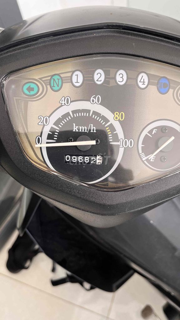 cần bán xe cho con đi học xe còn rất mới. Mua bán Xe máy tại Thành phố Buôn Ma Thuột Đắk Lắk được đăng bởi Văn Tài hình 4