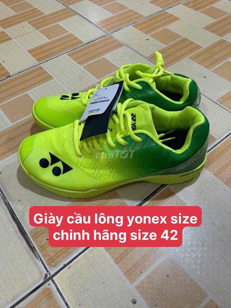 Giày cầu lông yonex mới size 42