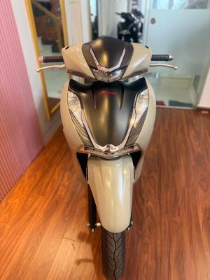 🏍️ Cần bán Honda SH 350i. Mua bán Xe máy tại Quận Bình Thạnh Tp Hồ Chí Minh được đăng bởi Cherry Tran