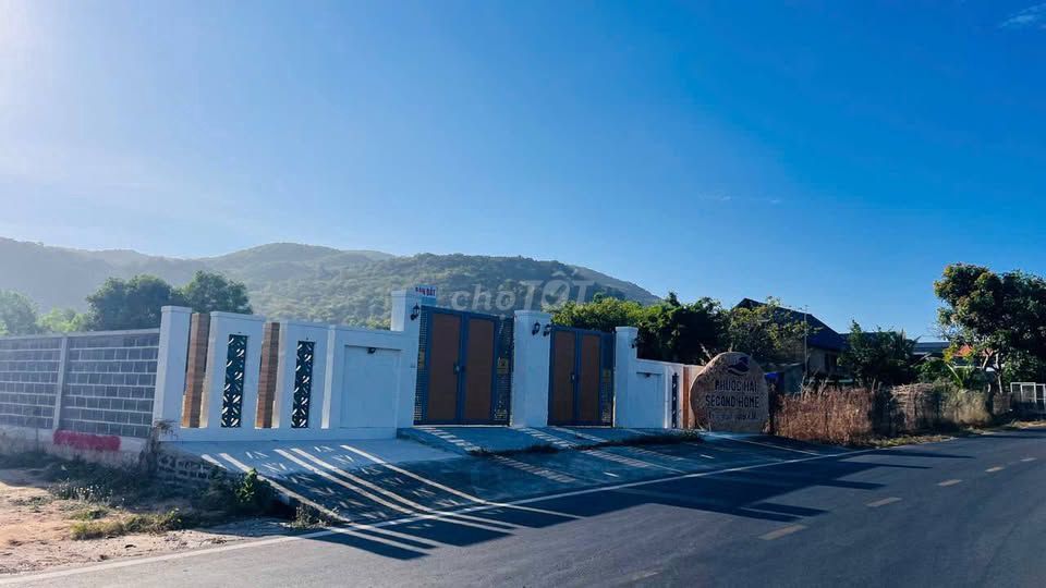 Bán lô góc 2 mặt tiền lưng tựa núi ven biển Thị Trấn Phước Hải. Mua bán đất tại Huyện Đất Đỏ Bà Rịa - Vũng Tàu được đăng bởi Trần Thị Thơm hình 2