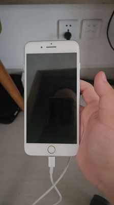 Điện thoại iPhone 8 plus Trắng sử dụng tốt. Mua bán Điện thoại tại Huyện Gia Lâm Hà Nội được đăng bởi Dương