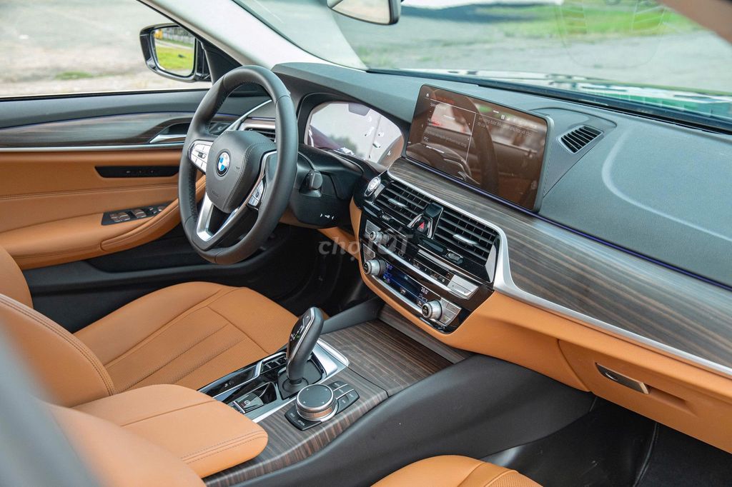 BMW 520I LUXURY LINE 2024. Mua bán Ô tô tại Quận Gò Vấp Tp Hồ Chí Minh được đăng bởi Đoàn Thuận hình 17