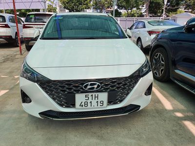 Hyundai Accent xe Demo lái thử công ty chào bán