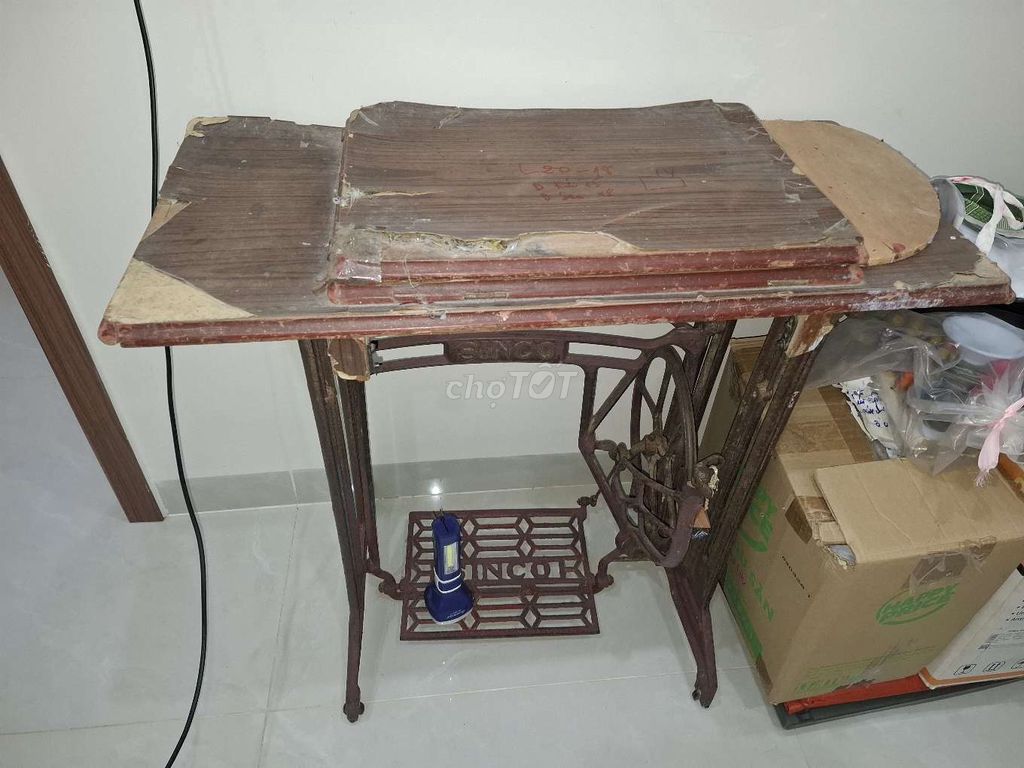 Chân bàn máy may SINCO Sắt đúc Cổ điển