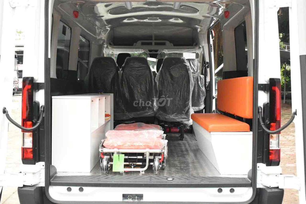 🅾️Transit Cứu Thương 2025 - Xe Sẵn Giao Ngay. Mua bán Ô tô tại Quận Tân Phú Tp Hồ Chí Minh được đăng bởi Đạt Ford Bến Thành hình 6