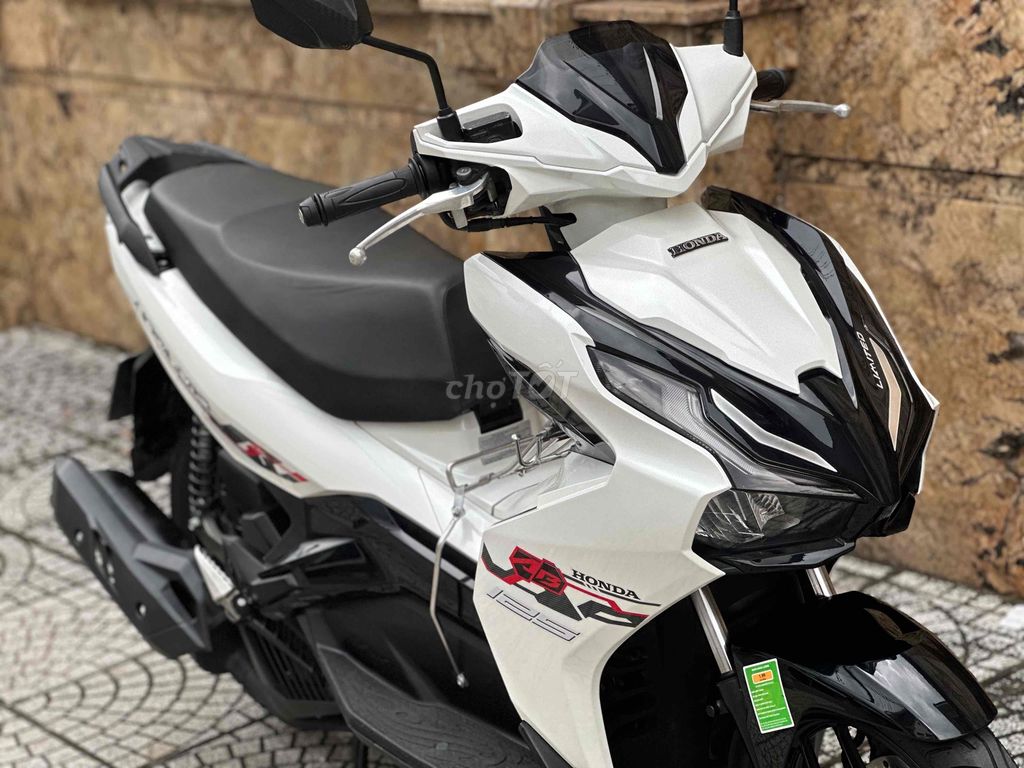 Airblade 125 2022 ít đi9000km 9chủ máy êm zin 100%