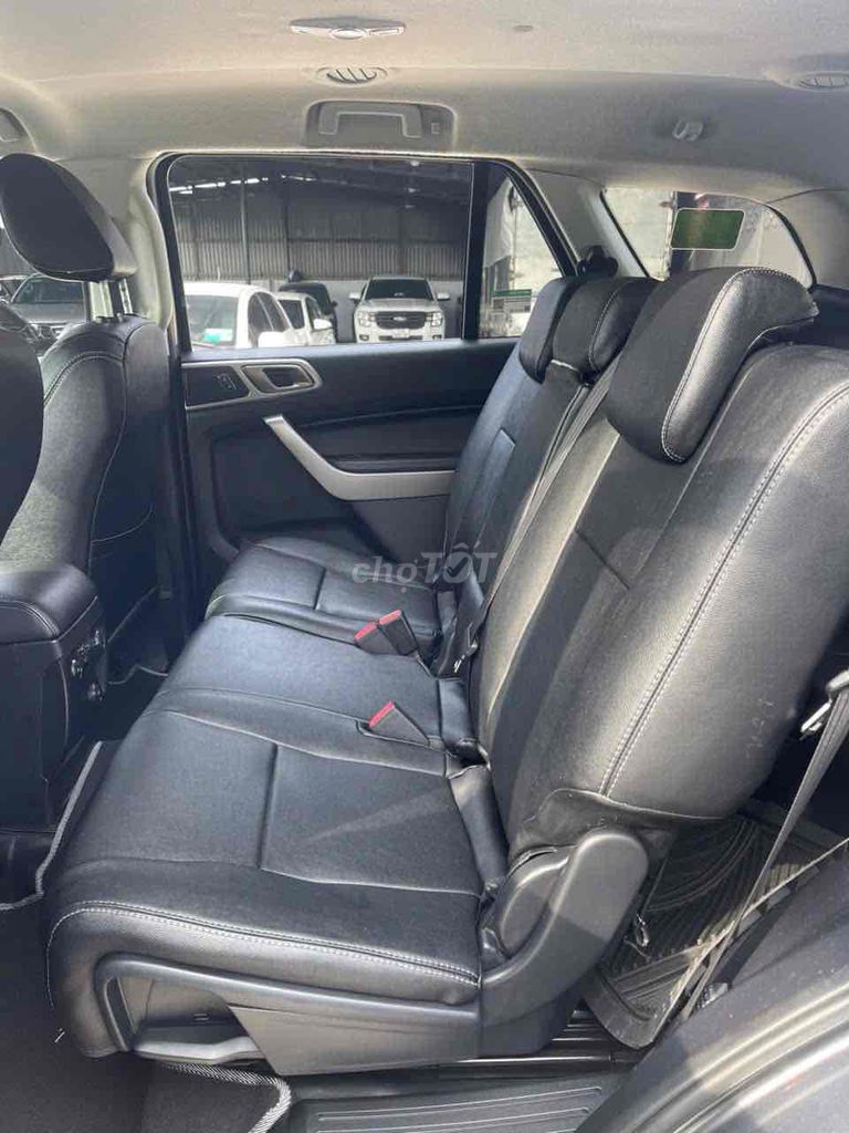 Ford Everest 2019 Trend 2.0L  AT 4x2 - 72000 km. Mua bán Ô tô tại Quận Tân Phú Tp Hồ Chí Minh được đăng bởi phan khanh hình 9