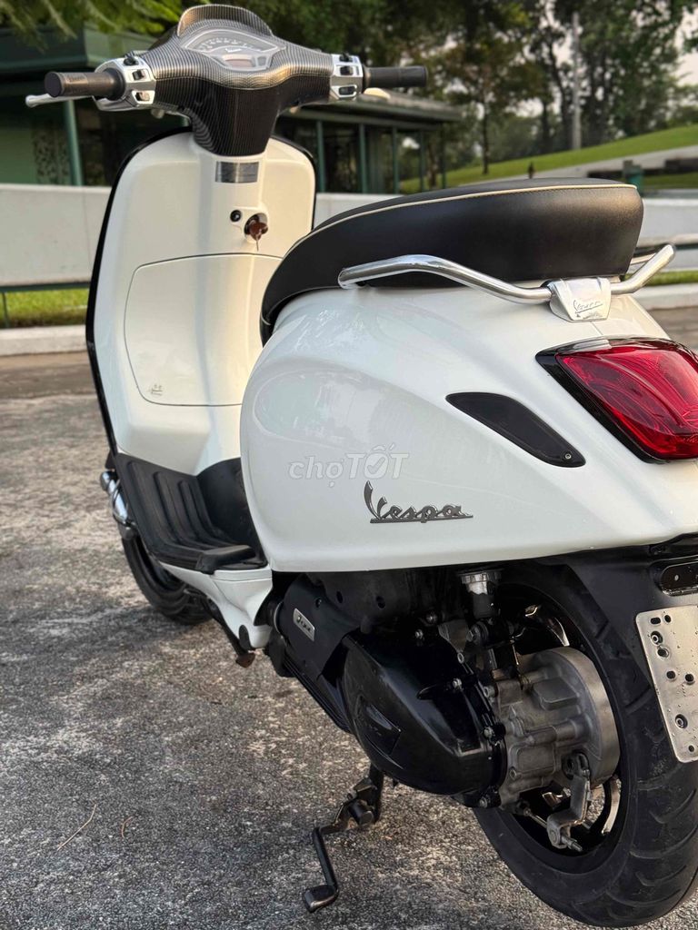 Piaggio Vespa cuố 2019 chính chủ BHoa. Mua bán Xe máy tại Thành phố Biên Hòa Đồng Nai được đăng bởi Phát Tài hình 6
