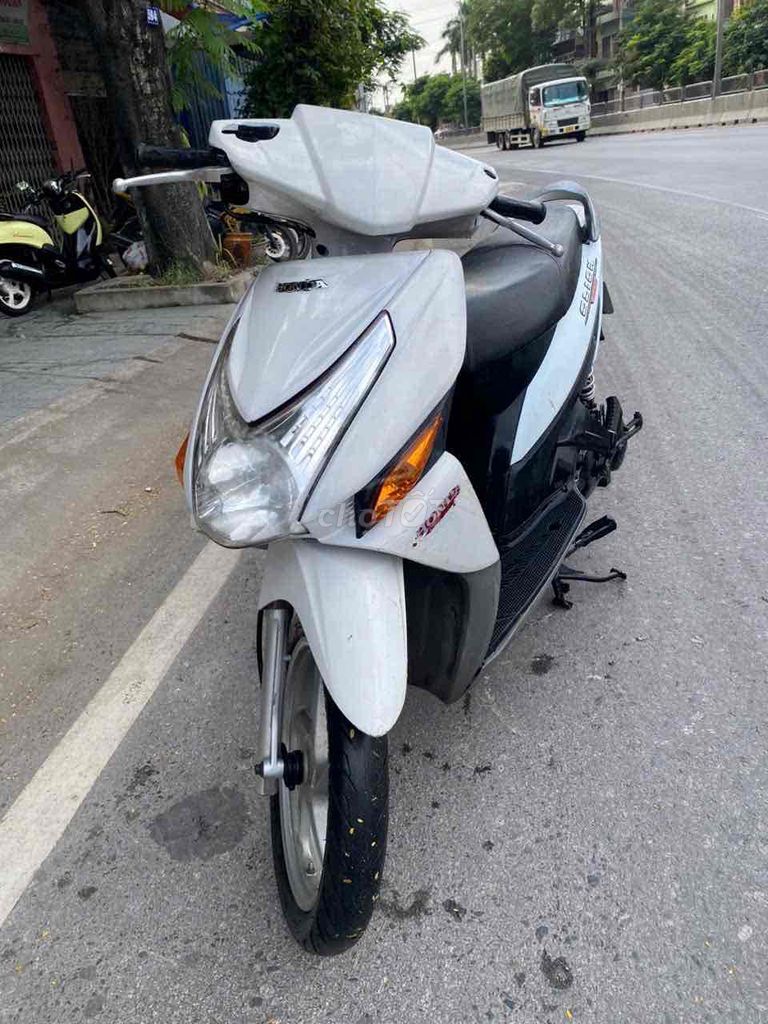 Xe click êm zin đẹp như hình. Mua bán Xe máy tại Quận Hồng Bàng Hải Phòng được đăng bởi Ly  hình 3