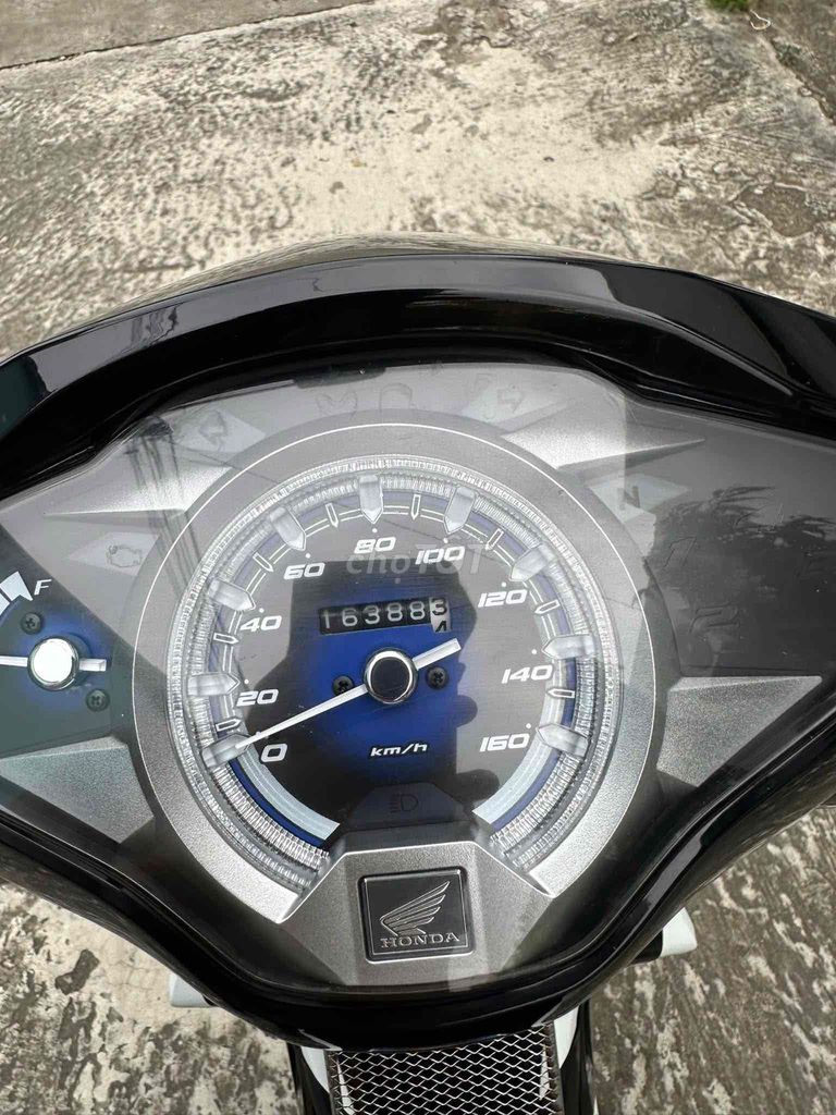 Honda Future 2022 Trắng đen 16388 km. Mua bán Xe máy tại Huyện Thạnh Phú Bến Tre được đăng bởi XE MÁY MINH TÂN hình 5