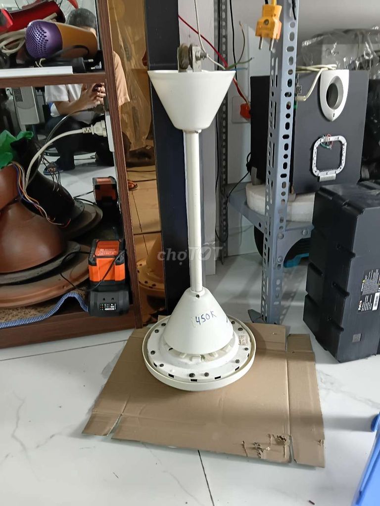 Quạt trần trắng hiện đại tiết kiệm điện. Mua bán Quạt tại Huyện Thanh Trì Hà Nội được đăng bởi Nha Trang Phan Thị hình 1