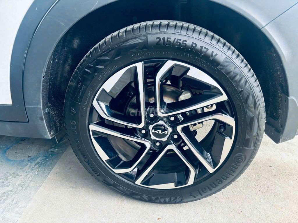 Kia Carens 2024 1.5G Luxury - 16000 km. Mua bán Ô tô tại Thành phố Quảng Ngãi Quảng Ngãi được đăng bởi Đặng Văn Viết hình 5