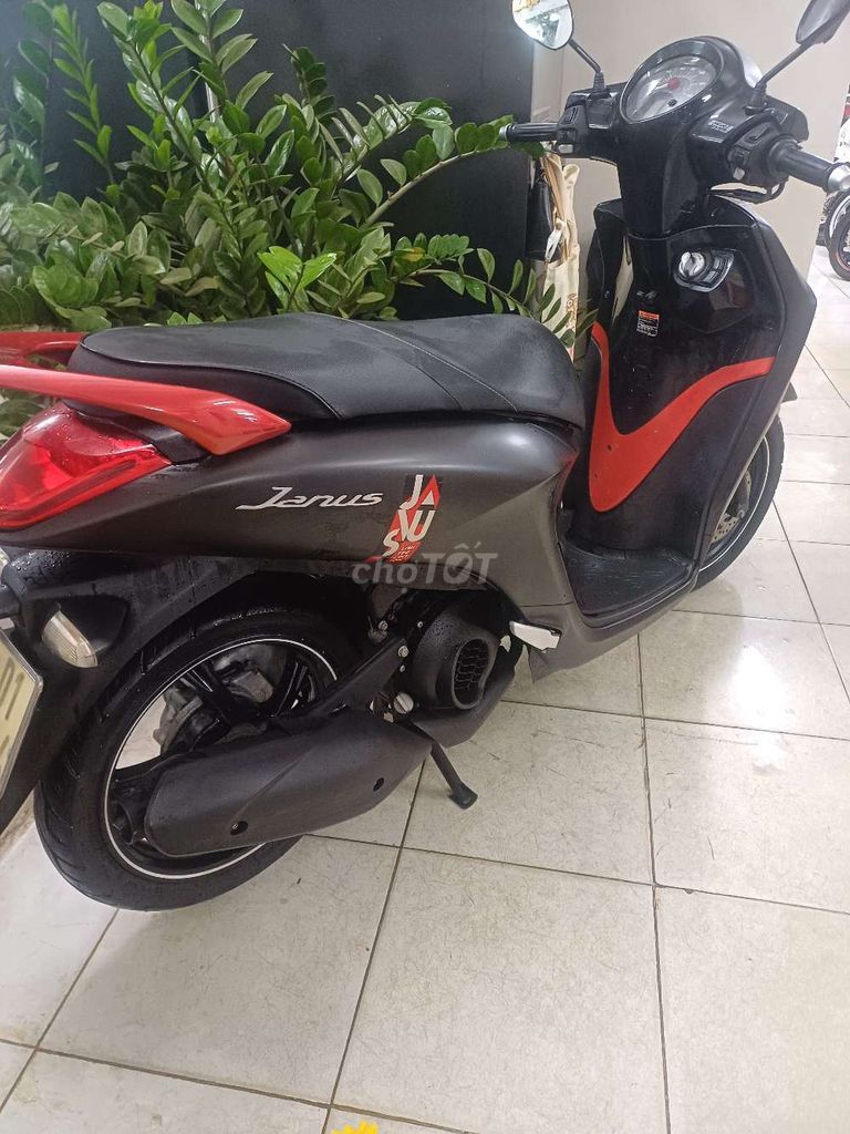 Yamaha Janus Đen khóa thông minh zin chất. Mua bán Xe máy tại Huyện Di Linh Lâm Đồng được đăng bởi xe  khánh ngọc và uy vũ hình 4