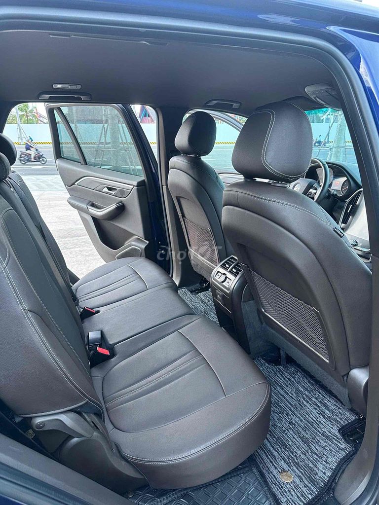 VinFast Lux SA2.0 2019 - 70000 km. Mua bán Ô tô tại Quận Cẩm Lệ Đà Nẵng được đăng bởi Nguyễn Duy hình 9