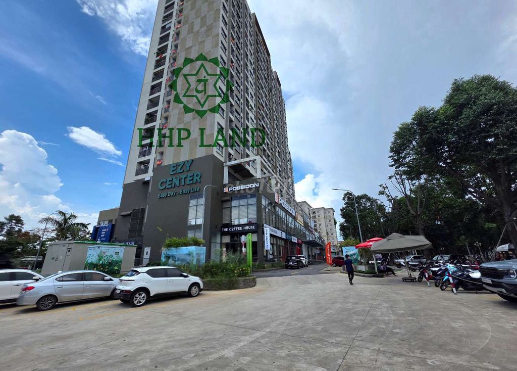 Trung Tâm Thương Mại EZY CENTER P. Quang Vinh (cũ) cần cho thuê