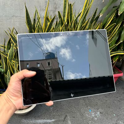 HP Elite x2 i5-8250U Laptop 2 Trong 1 Gọn Nhẹ FHD. Mua bán Laptop tại Quận Gò Vấp Tp Hồ Chí Minh được đăng bởi NGUYEN DUC THINH
