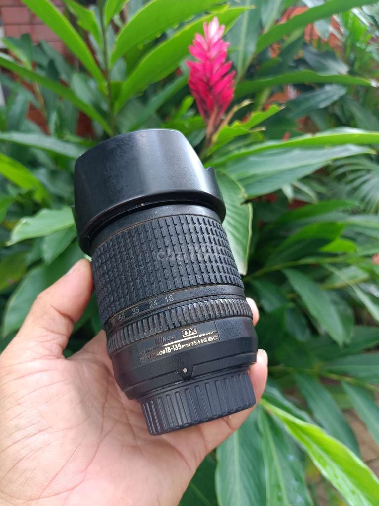 Ống kính Nikon DX 18-135mm Đen. Mua bán Máy ảnh, Máy quay tại Thành phố Long Xuyên An Giang được đăng bởi Lý Phước Hảo hình 1