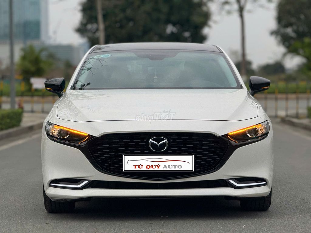 Mazda 3 1.5L Luxury 2022 - Trắng