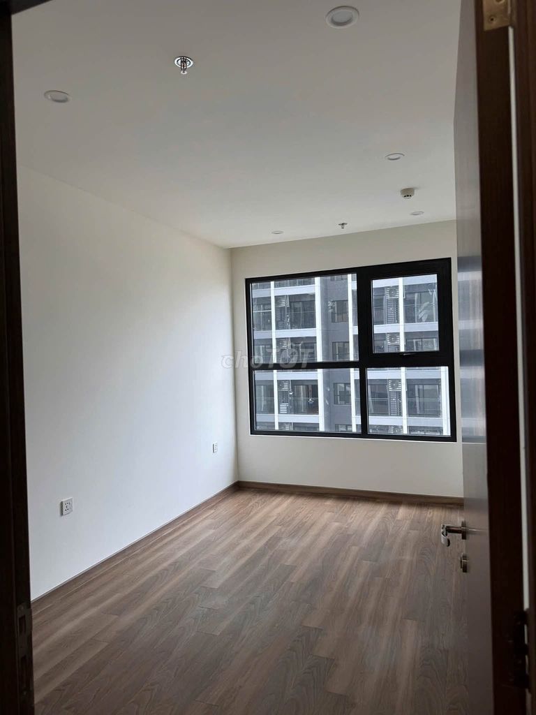 Апартаменты с 2 спальнями в Vinhomes Ocean Park